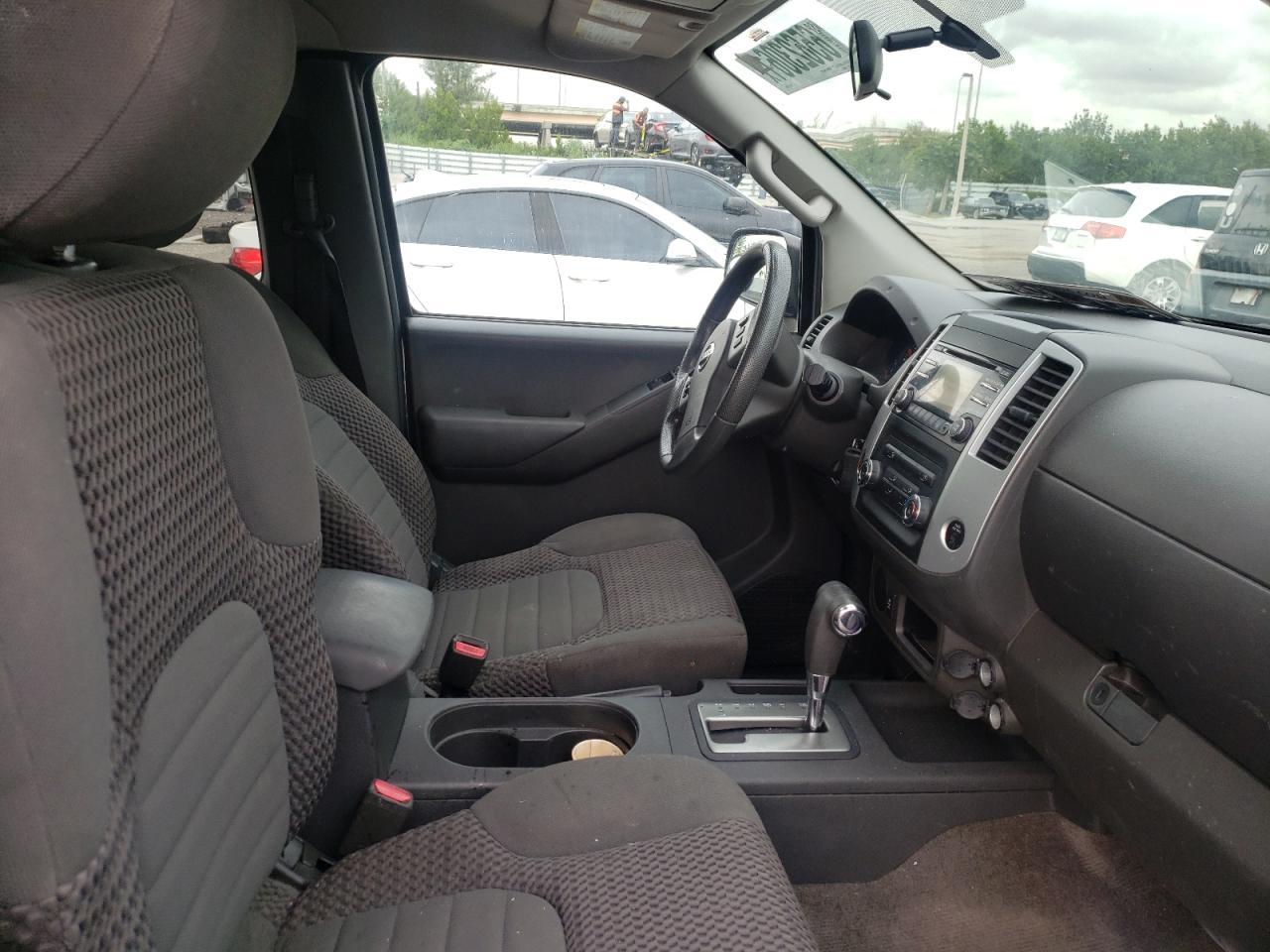 2014 Nissan Frontier S