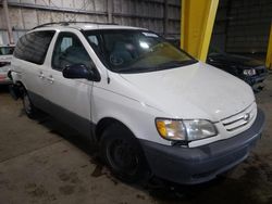 Toyota Vehiculos salvage en venta: 2001 Toyota Sienna LE