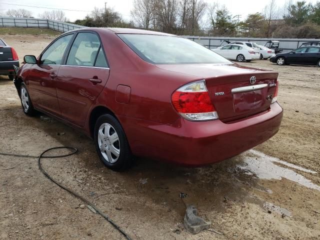 2005 Toyota Camry LE