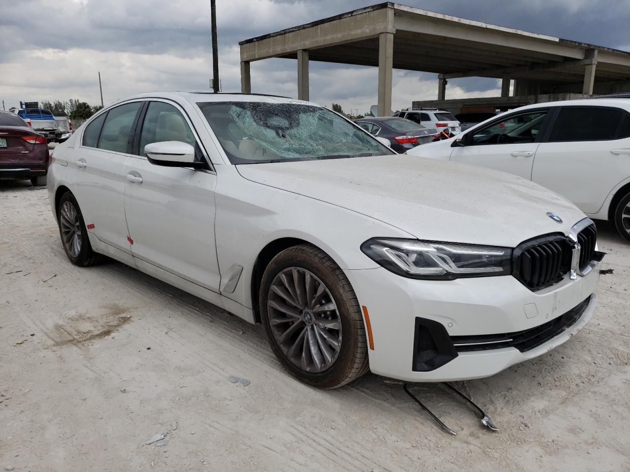 2022 BMW 530 i
