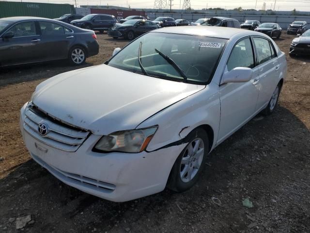 2005 Toyota Avalon XL