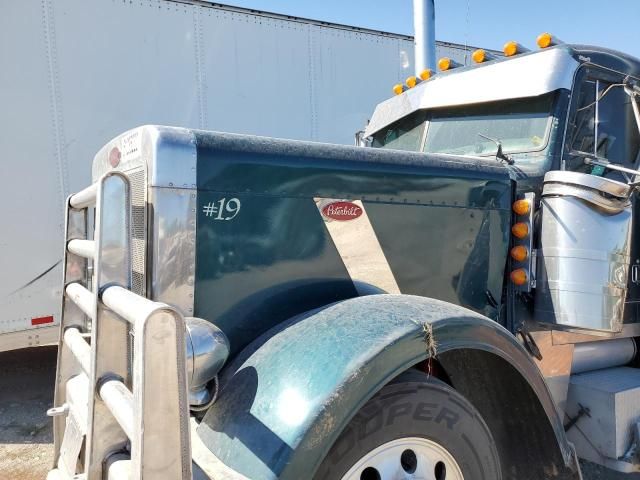 2004 Peterbilt 379