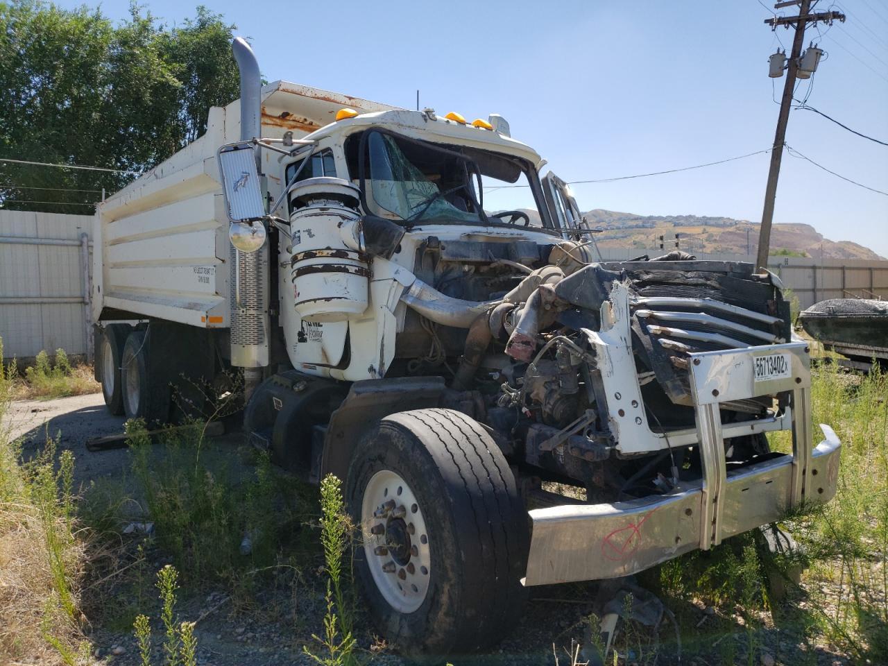 1999 Mack 600 RD600