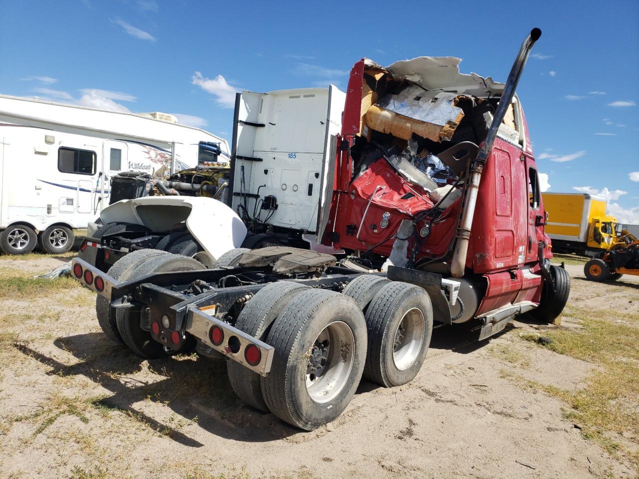 2011 Freightliner Cascadia 125