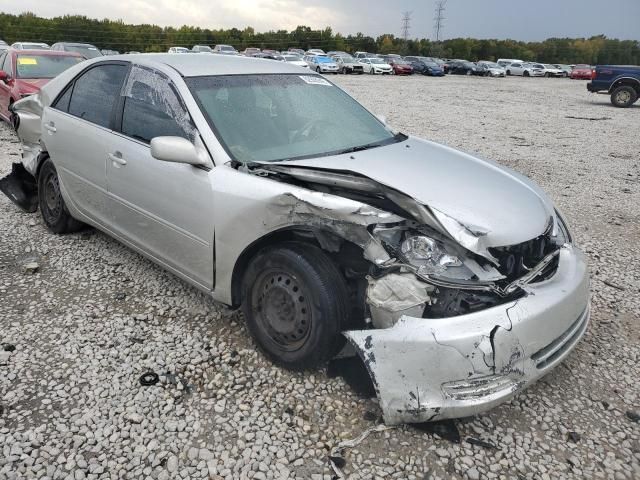 2004 Toyota Camry LE