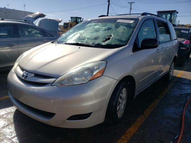 2010 Toyota Sienna ce