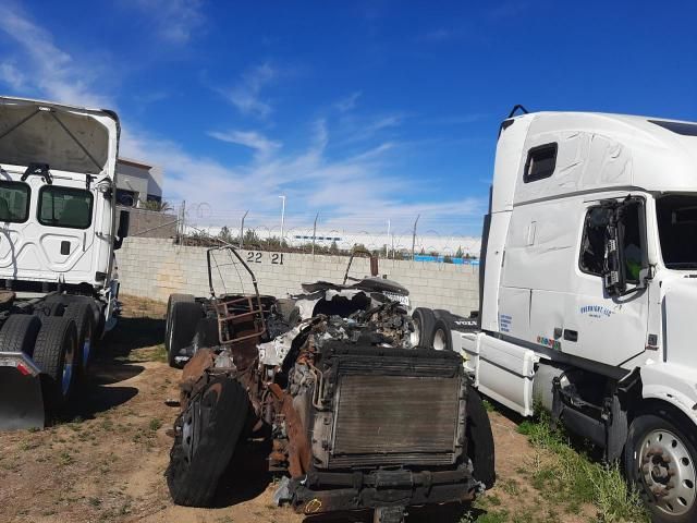 2016 Freightliner Cascadia 113