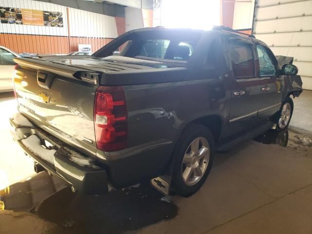 2011 Chevrolet Avalanche LTZ