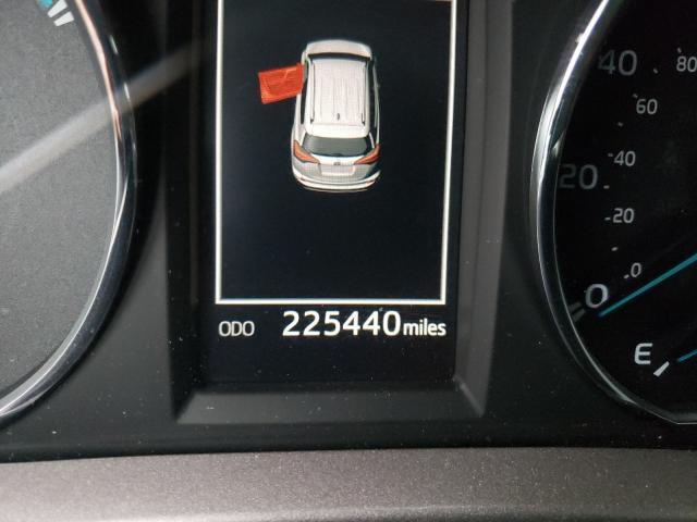 2017 Toyota Rav4 hv le