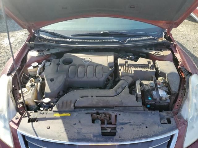 2010 Nissan Altima Base