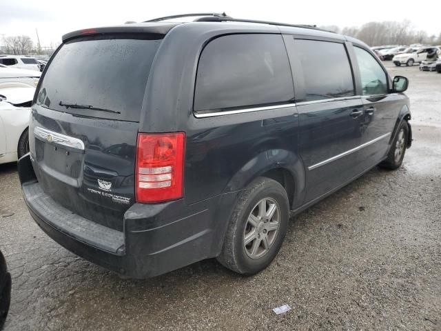 2010 Chrysler Town & Country Touring Plus