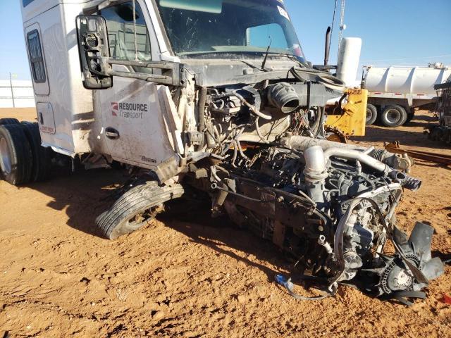 2019 Kenworth Construction T880