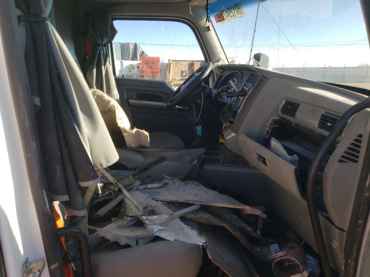 2019 Kenworth Construction T880