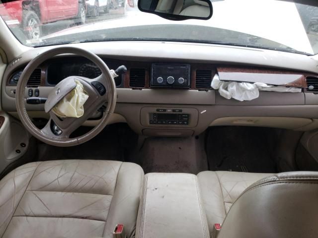 2001 Lincoln Town Car Executive