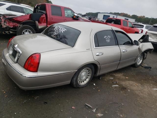 2001 Lincoln Town Car Executive