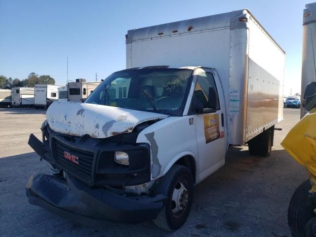 2008 GMC Savana Cutaway G3500