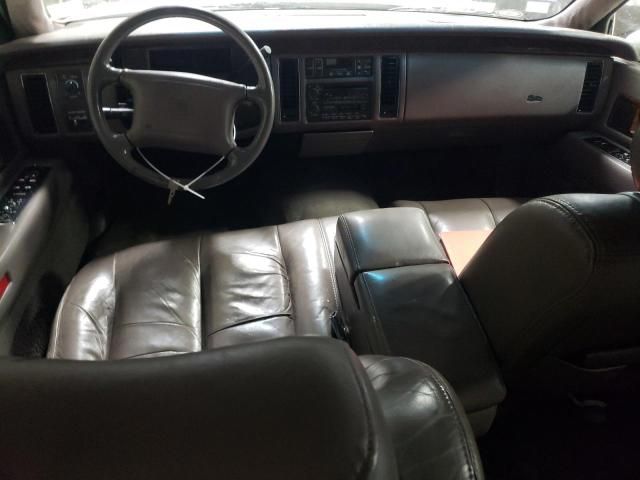 1994 Cadillac Fleetwood Base