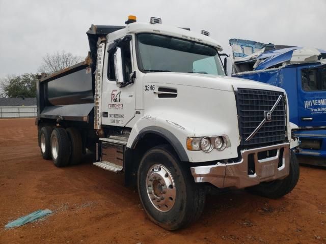 2019 Volvo VHD