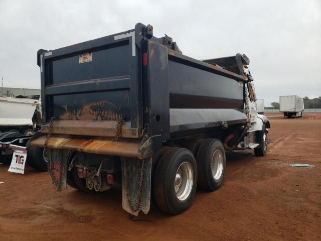 2019 Volvo VHD