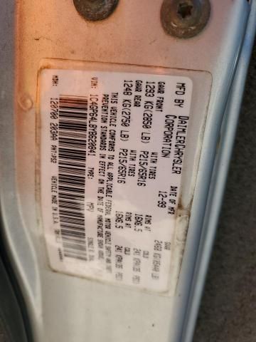 2000 Chrysler Town & Country Limited