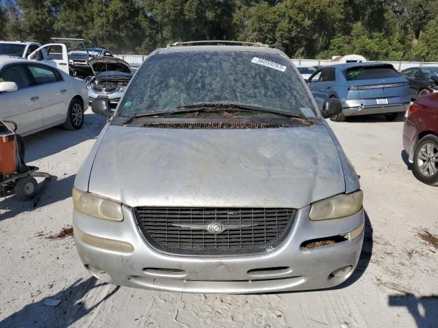 2000 Chrysler Town & Country Limited