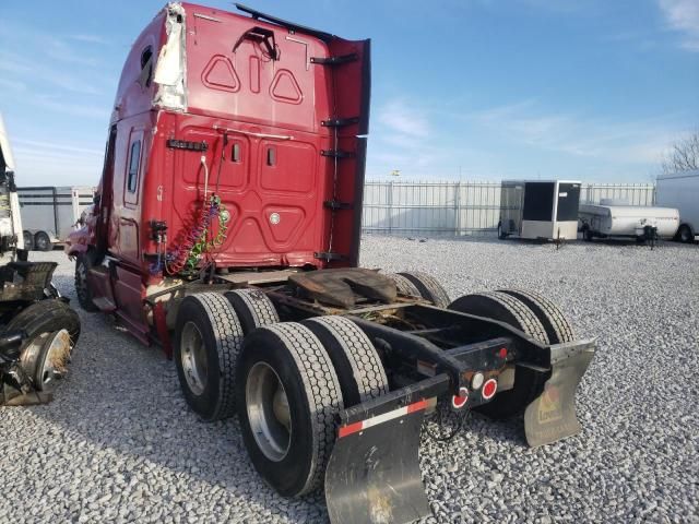 2018 Freightliner Cascadia 125