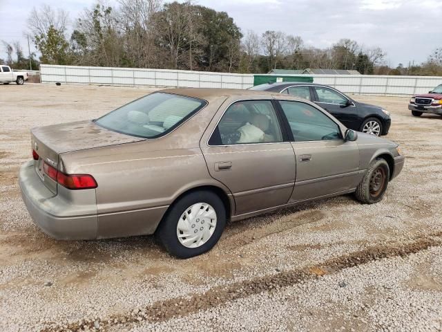 1999 Toyota Camry LE