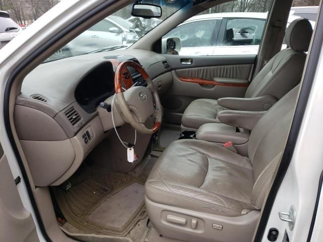 2008 Toyota Sienna XLE