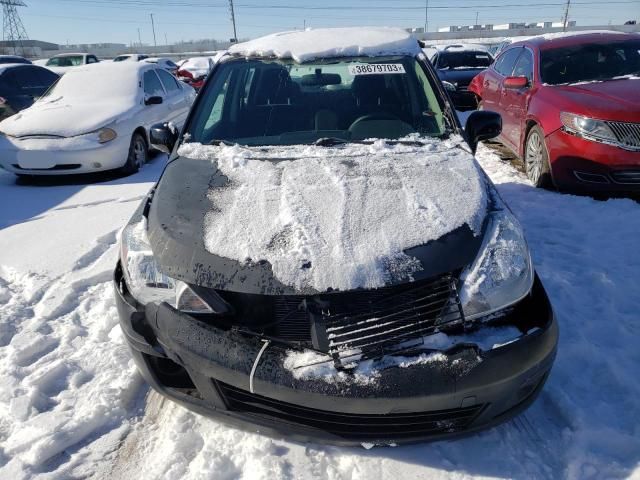 2010 Nissan Versa S