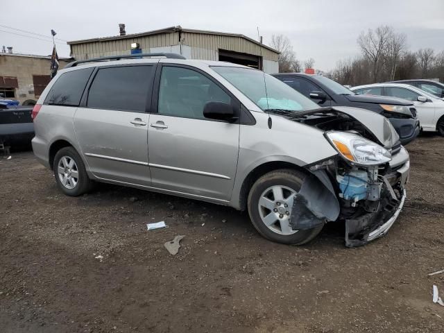 2004 Toyota Sienna CE