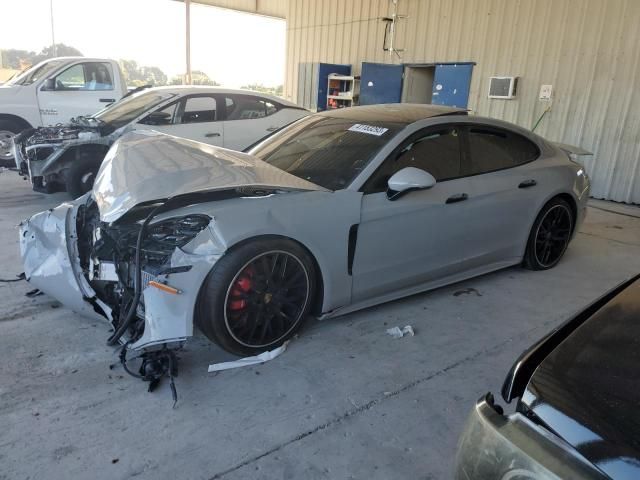 2019 Porsche Panamera GTS