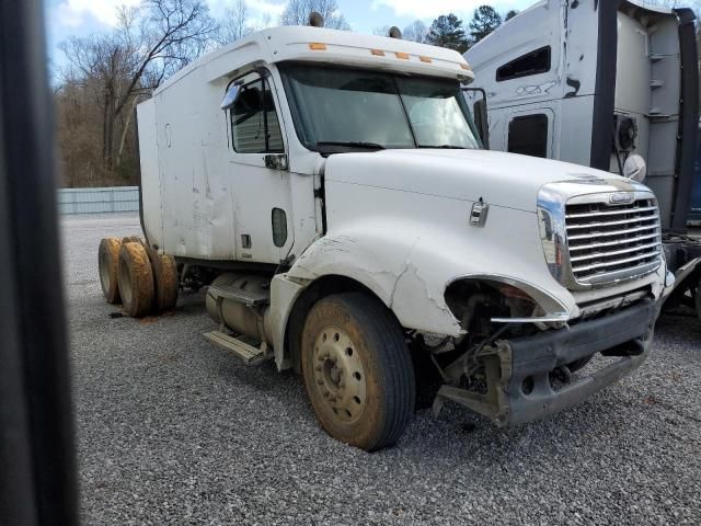 2003 Freightliner Conventional Columbia