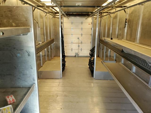 2010 Freightliner Chassis m Line Walk-in van