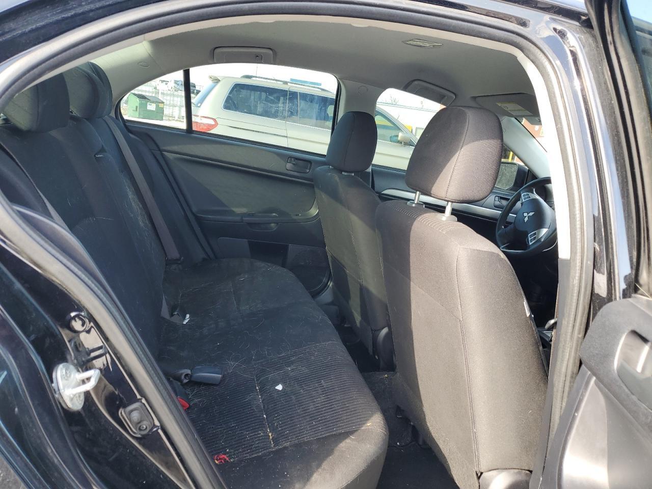 2015 Mitsubishi Lancer es