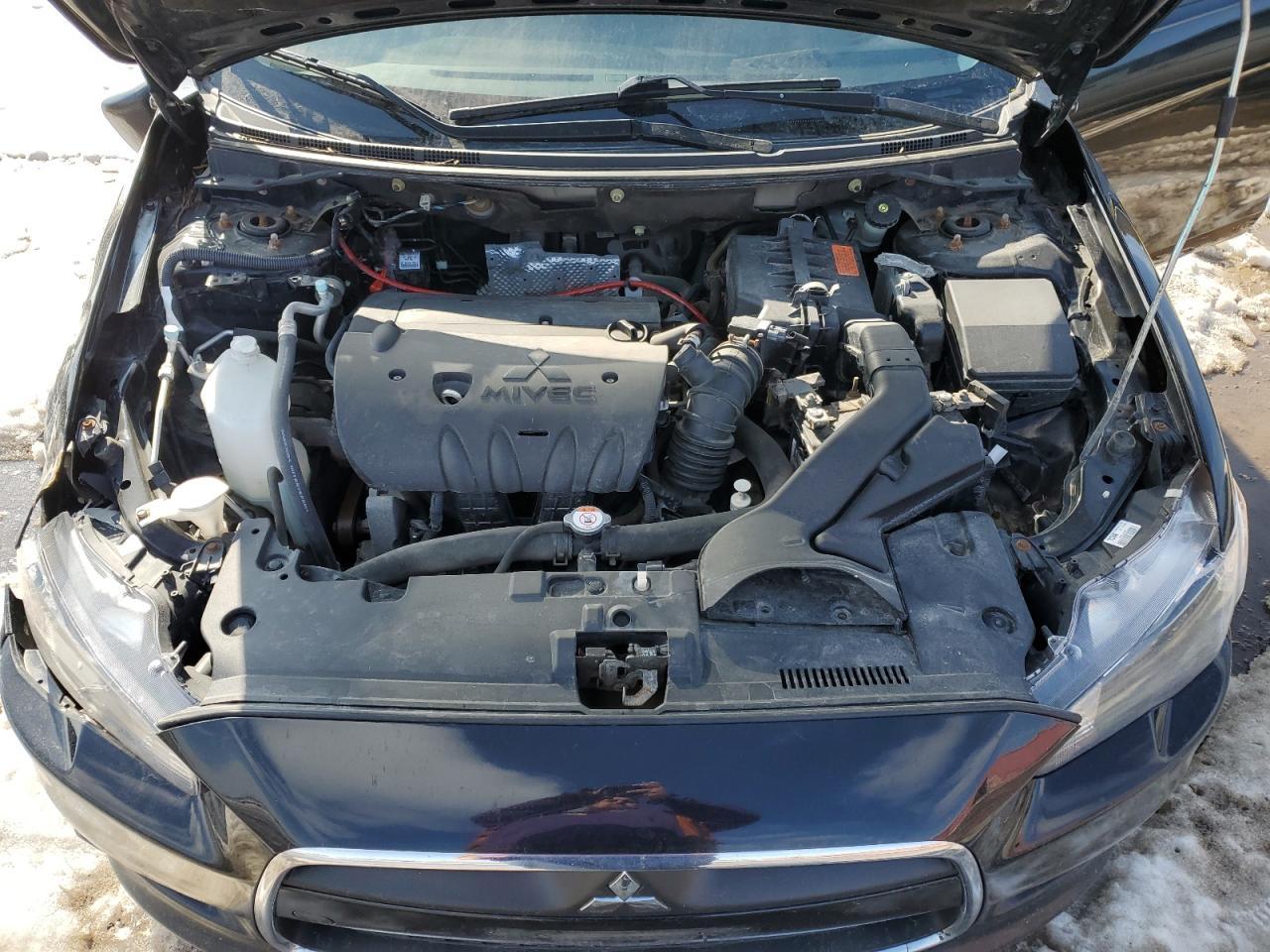 2015 Mitsubishi Lancer es