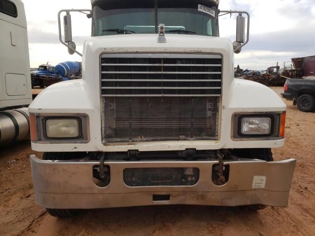 2009 Mack 600 CHU600