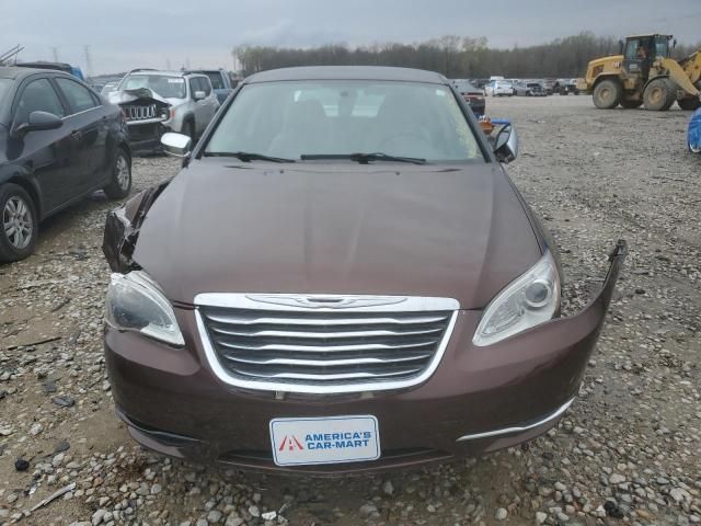 2013 Chrysler 200 Limited