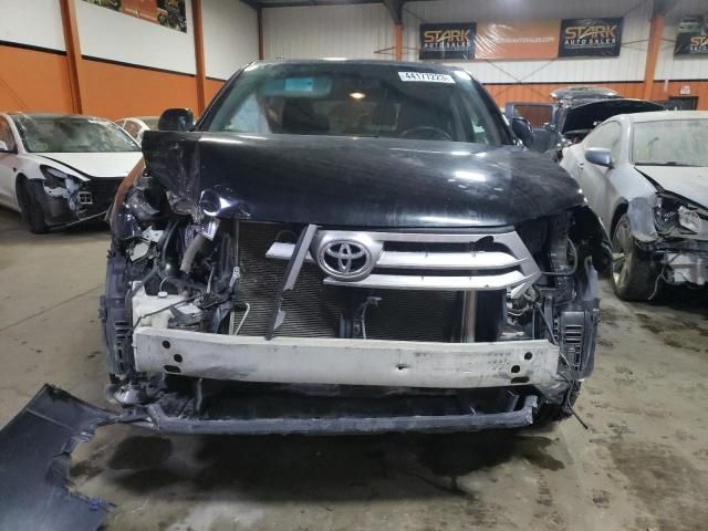 2013 Toyota Highlander Base