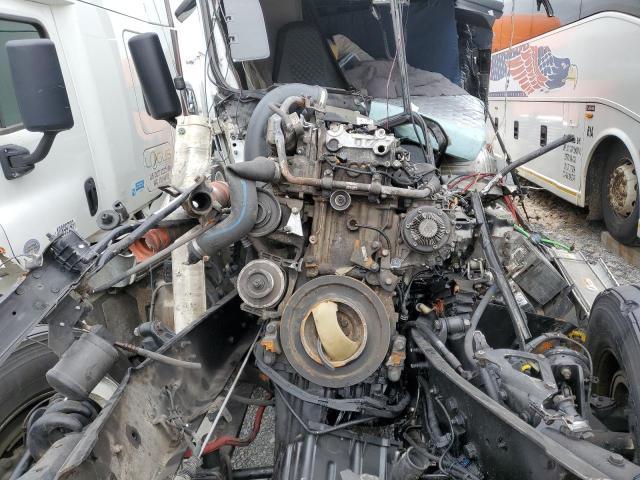 2015 Freightliner Cascadia 125