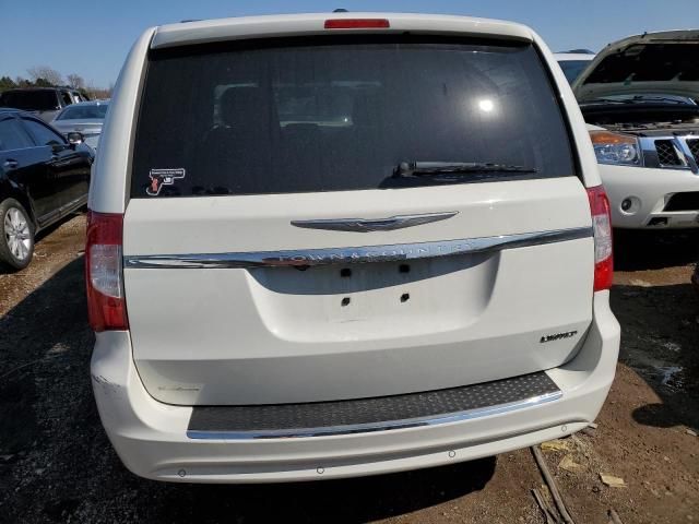 2013 Chrysler Town & Country Limited