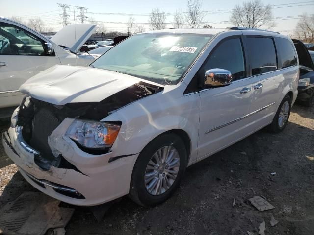 2013 Chrysler Town & Country Limited