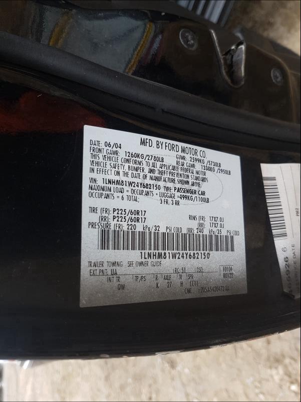 2004 Lincoln Town car Executive