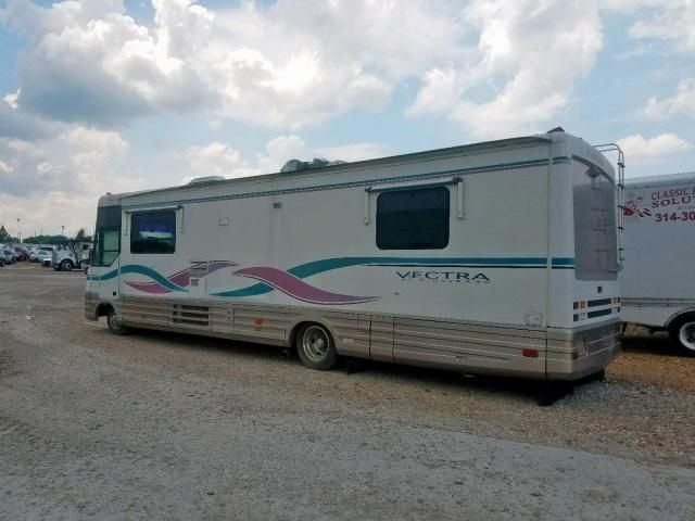 1996 Winnebago 1996 Chevrolet P30