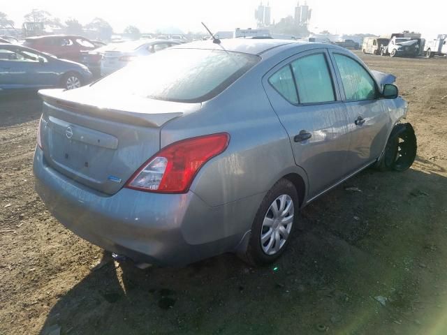2014 Nissan Versa S