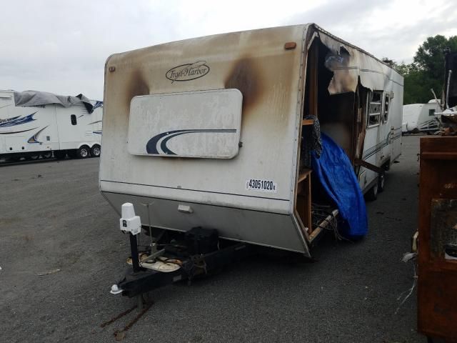 2000 Trail King Trailer