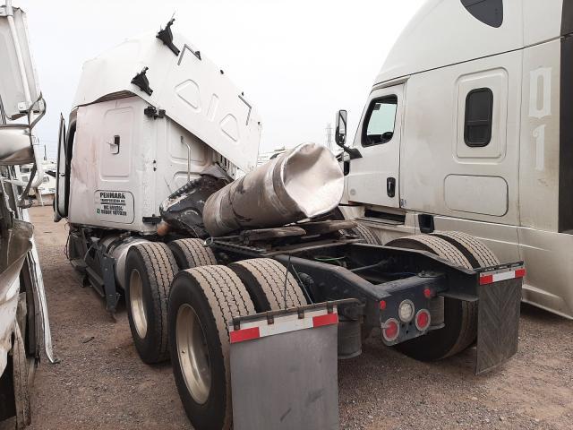 2020 Freightliner Cascadia 126