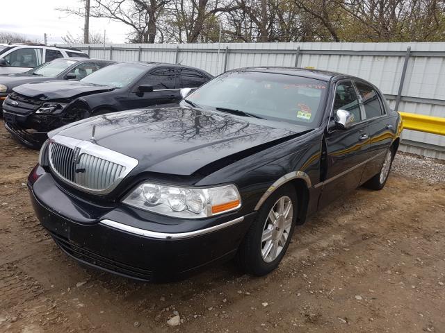 2004 Lincoln Town car Executive