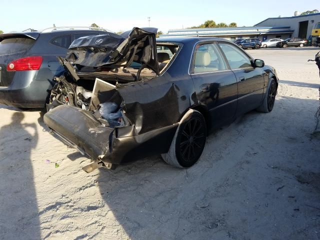 2000 Lexus ES 300