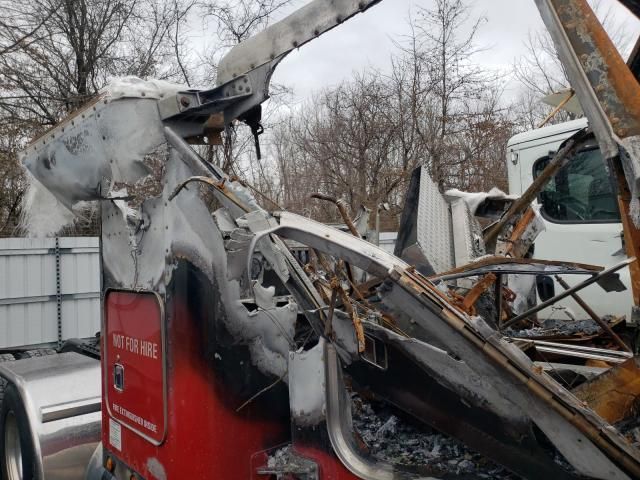 2002 Peterbilt 379