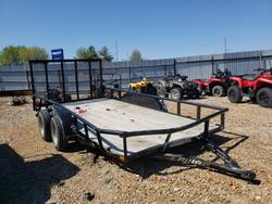 Salvage trucks for sale at Bridgeton, MO auction: 2018 Utility UT831423
